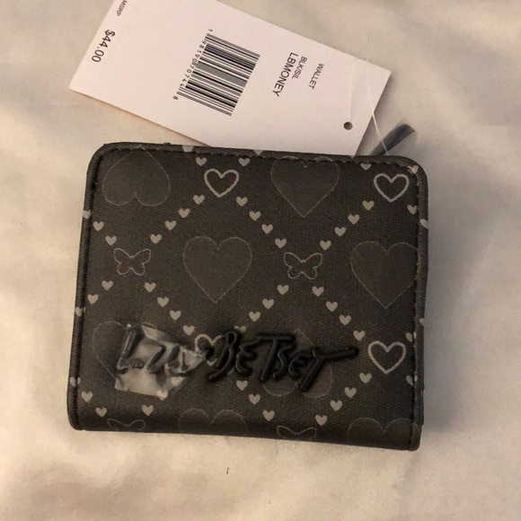 Betsey Johnson Luv Betsey Snap Card Wallet Black & Silver Heart & Butterflies - Picture 2 of 16